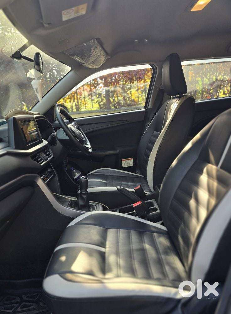 Maruti Suzuki Brezza 1.5 Vxi Cng, 2023, Cng & Hybrids