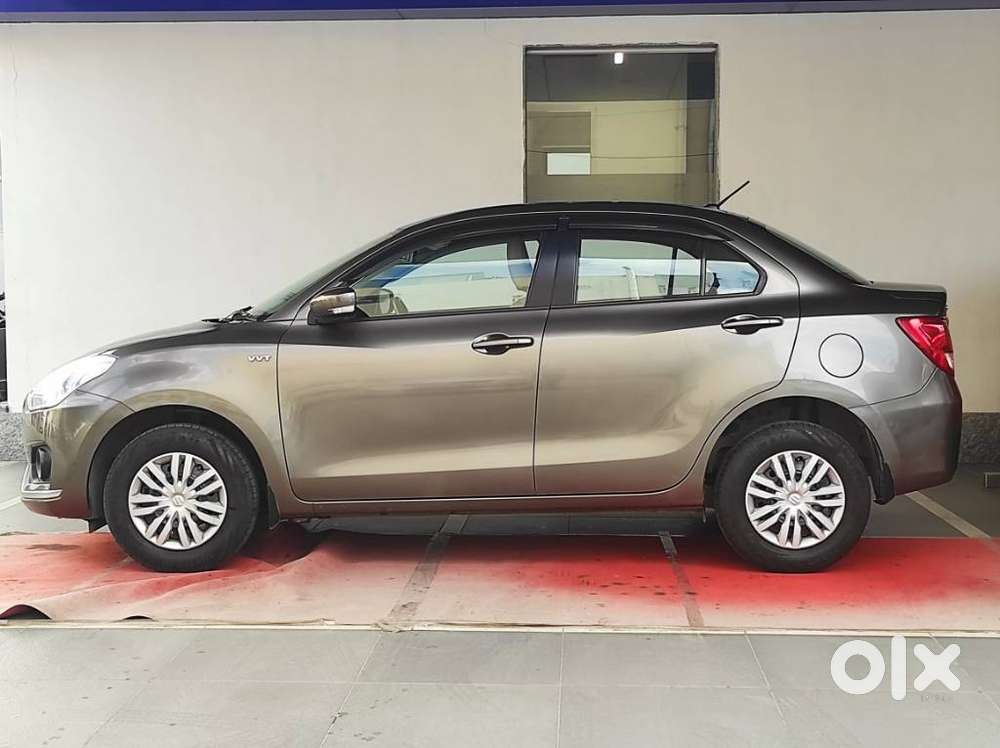 Maruti Suzuki Dzire 1.2 Vxi Amt, 2019, Petrol