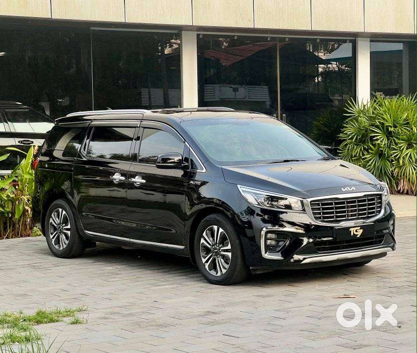 Kia Carnival Limousine Plus 7 Str, 2022, Diesel