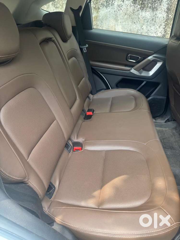 Brand New Condition Tata Harrier Xza+ Dual Tone White Black 23000km