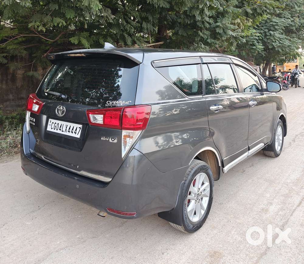 Toyota Innova Crysta 2.4 Vx Mt 8s, 2017, Diesel