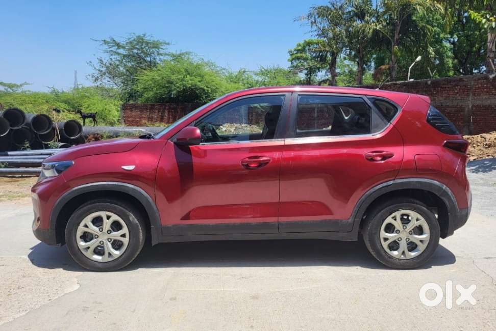 Kia Sonet Hte G, 2023, Petrol