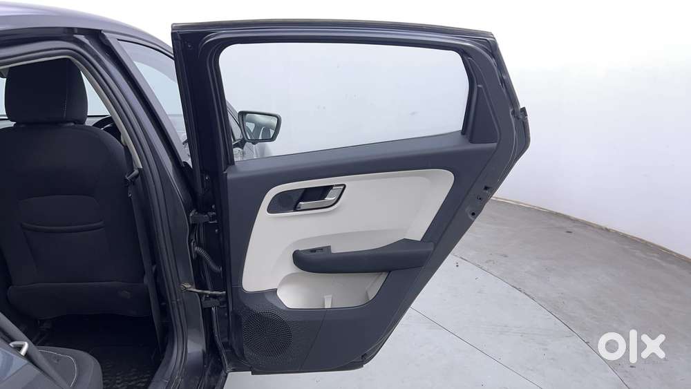 Tata Altroz Xz, 2021, Petrol