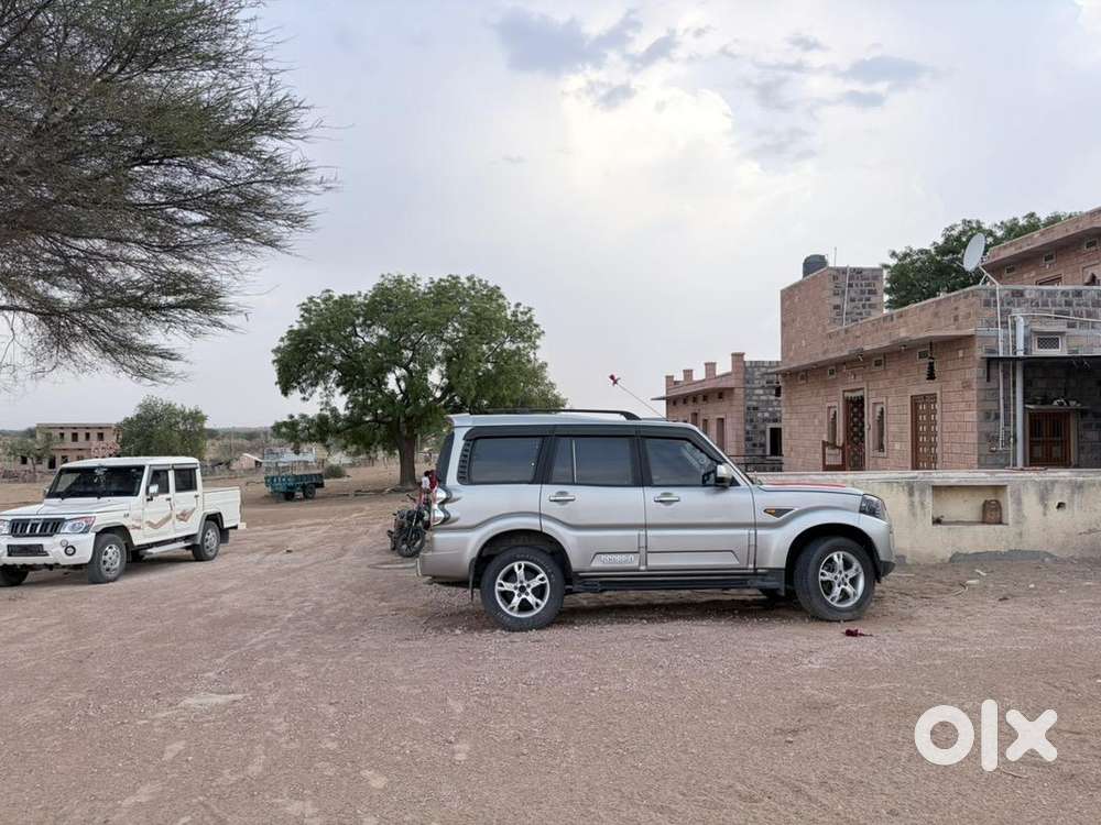 Mahindra Scorpio 2015