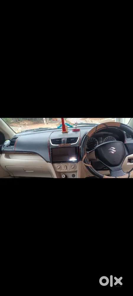 Tach Screen Rear Camera 10inch Basstub Good Condisun