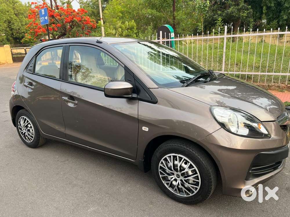 Honda Brio Petrol 2013 2nd Owner