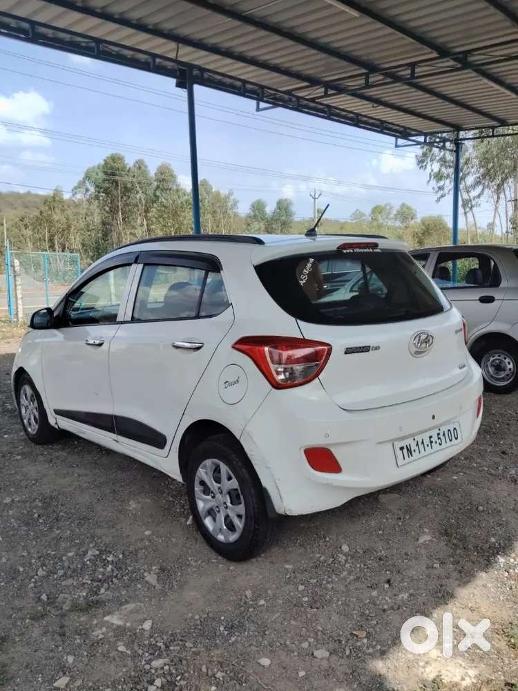 Hyundai Grand I10 Sportz 2014 Diesel Car