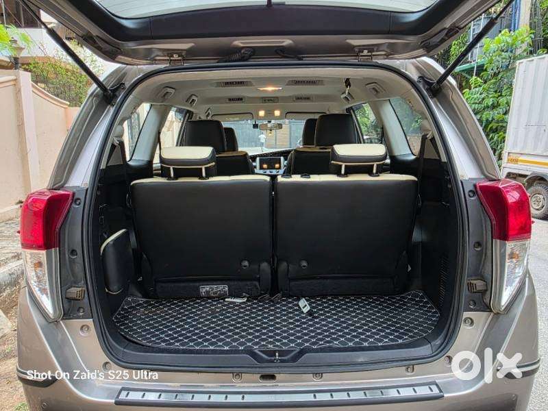 Toyota Innova Crysta [2020-ongoing] 2.4 Gx At 7 Str, 2020, Diesel