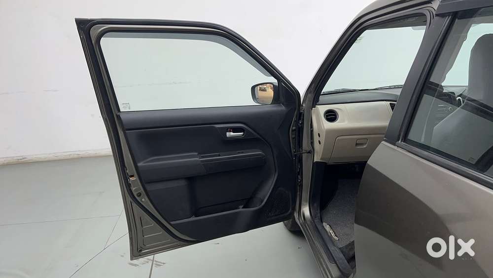Maruti Suzuki Wagon R 1.2 Zxi, 2022, Petrol