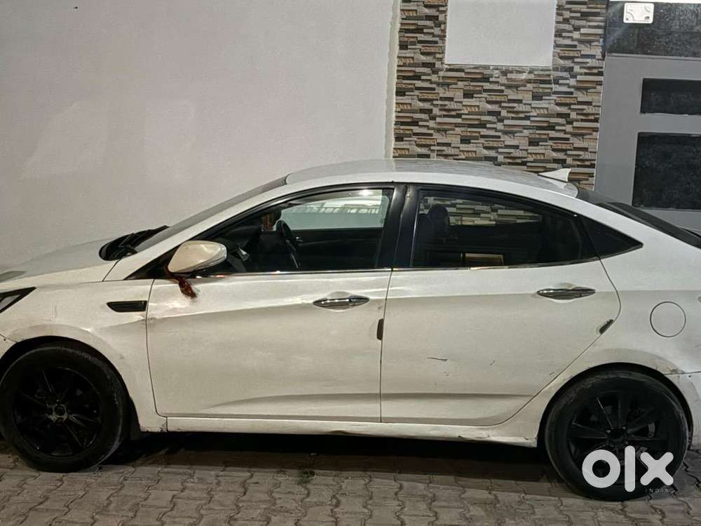 Verna Fluidic Hybrid Top Model 2012