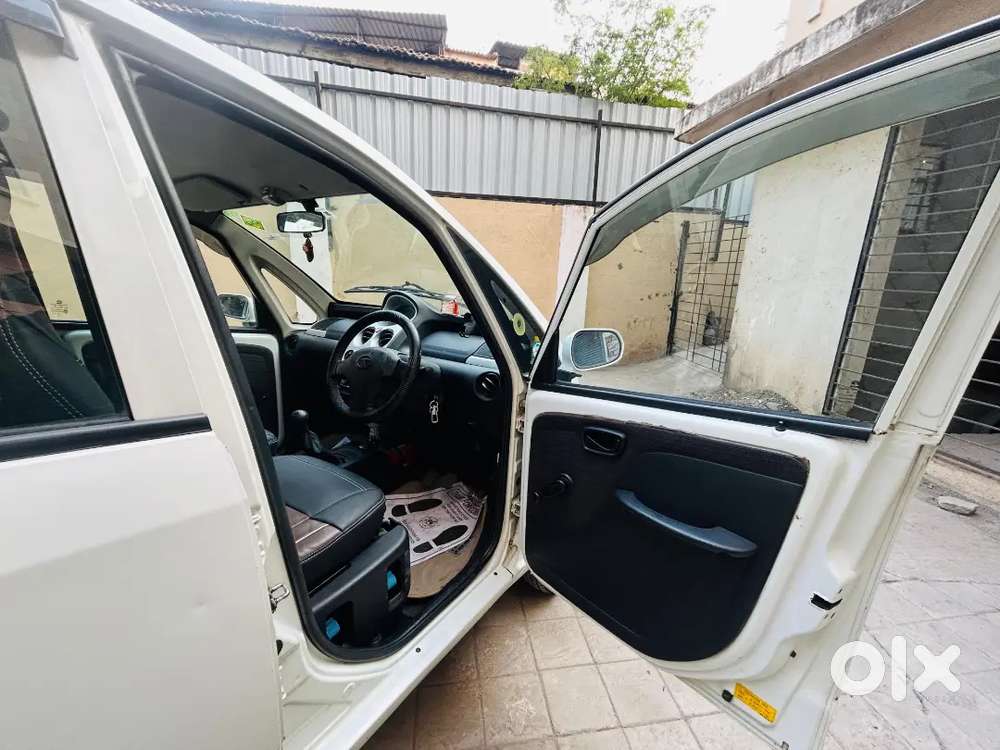 Tata Nono Xm Cng &petrol