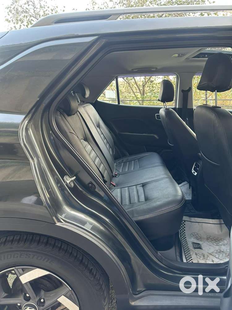 Hyundai Venue Sx+ At, 2021, Petrol