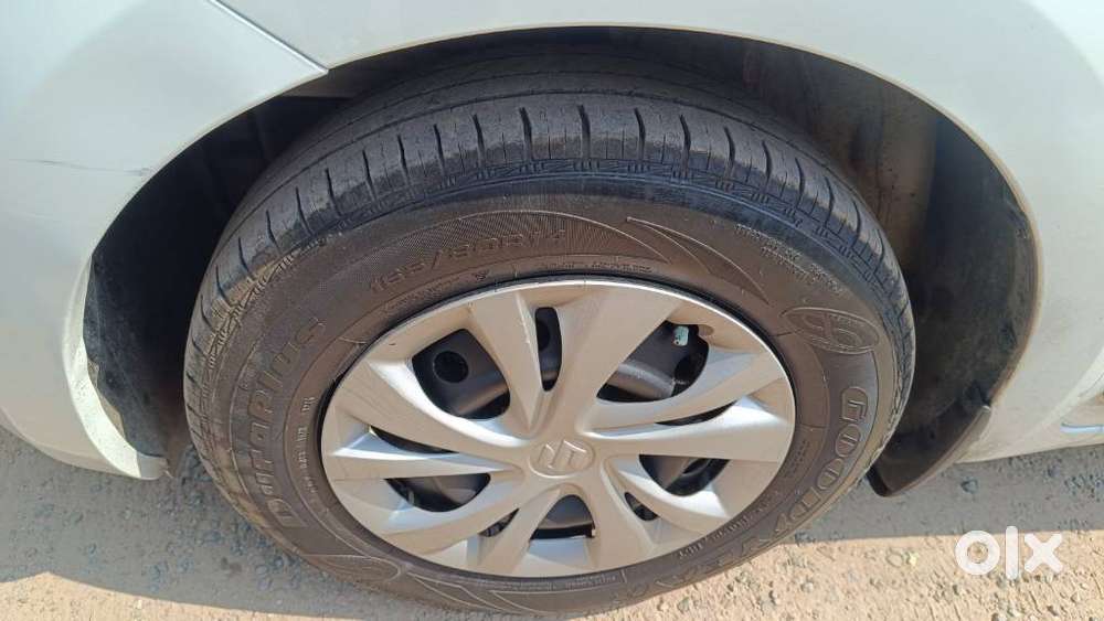 Maruti Suzuki Swift Vxi + Manual, 2021, Petrol