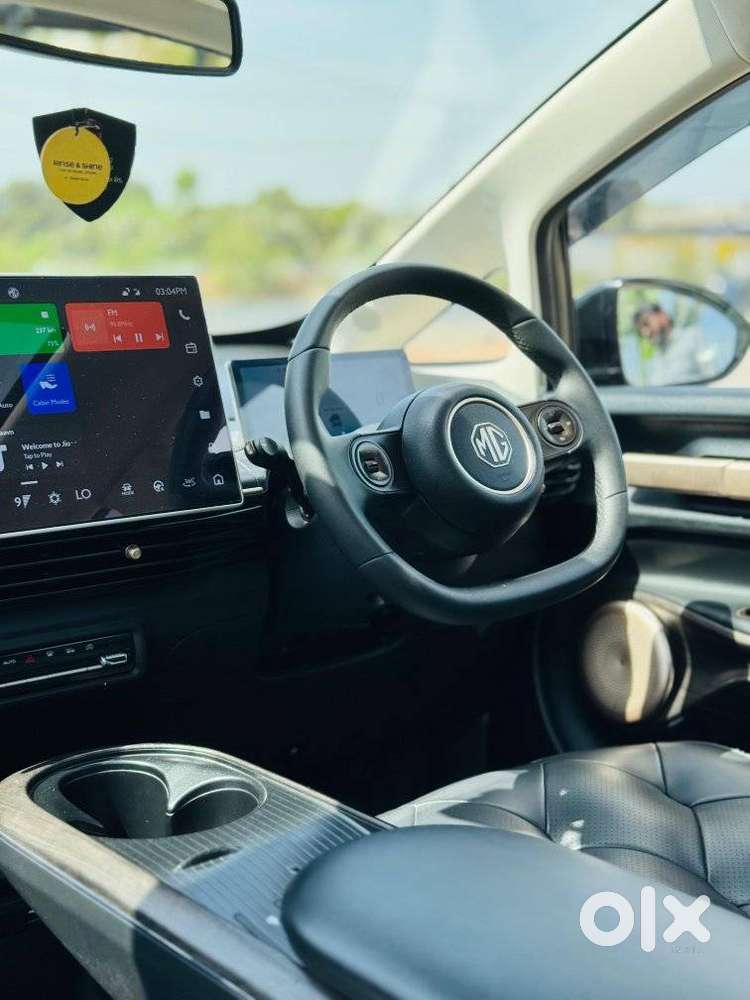Mg Windsor Ev Essence, 2024, Electric
