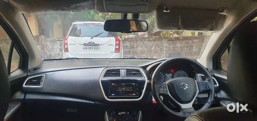 Maruti Suzuki S-cross 1.6 Alpha Diesel Well-maintained