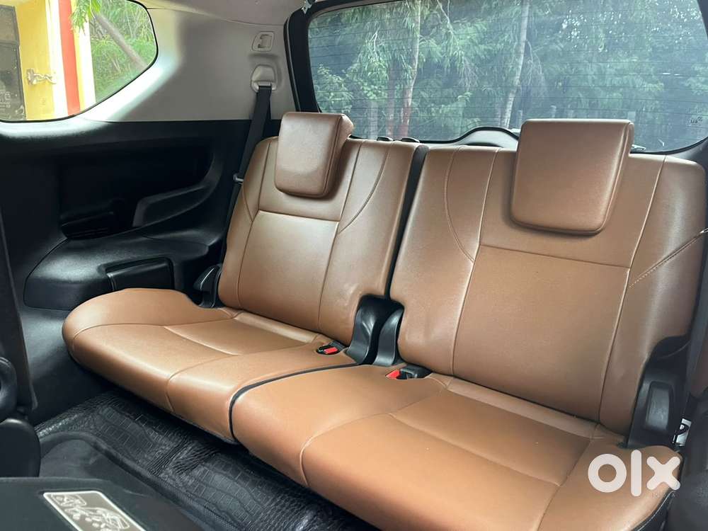 Toyota Innova Crysta 2019