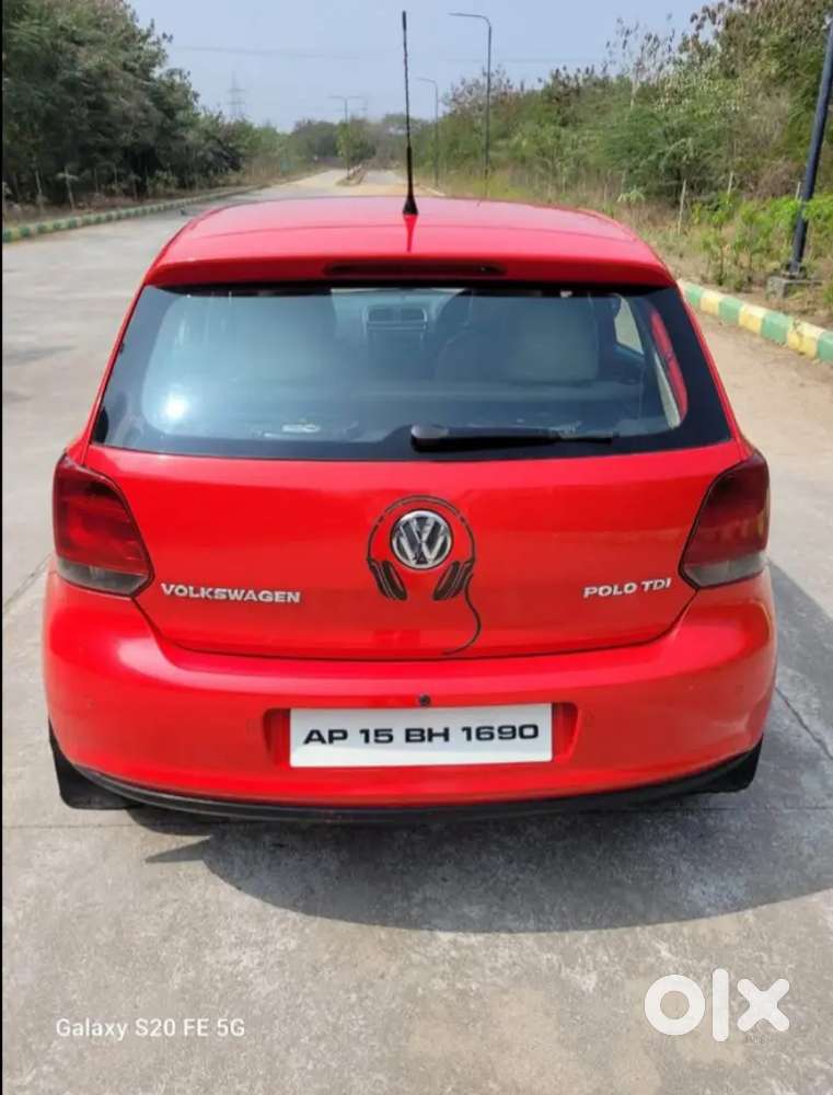 Volkswagen Polo 2013 Petrol 68000 Km Driven