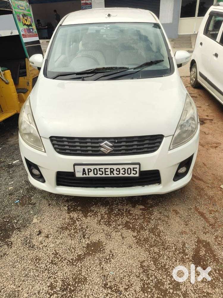 Maruti Suzuki Ertiga Shvs Vdi, 2012, Diesel
