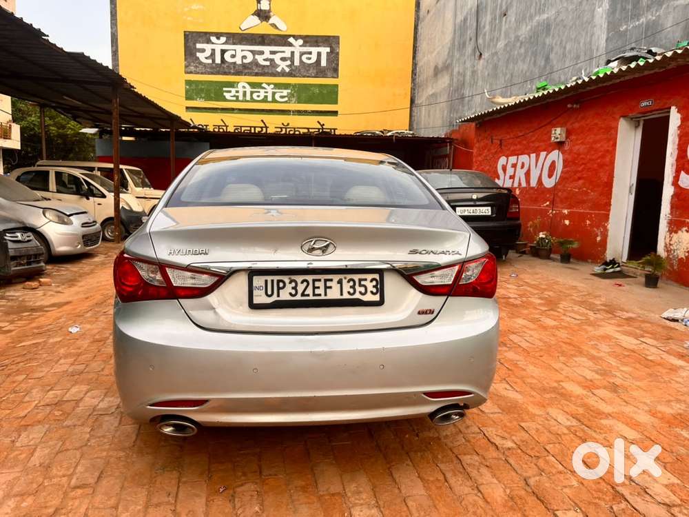 Hyundai Sonata Transform 2012