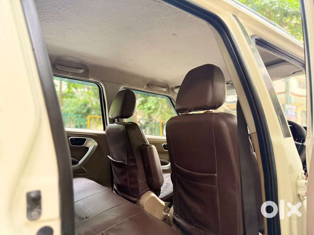 Mahindra Tuv 300 T8, 2016, Diesel