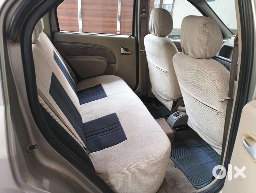 Mahindra Logan Petrol 2008