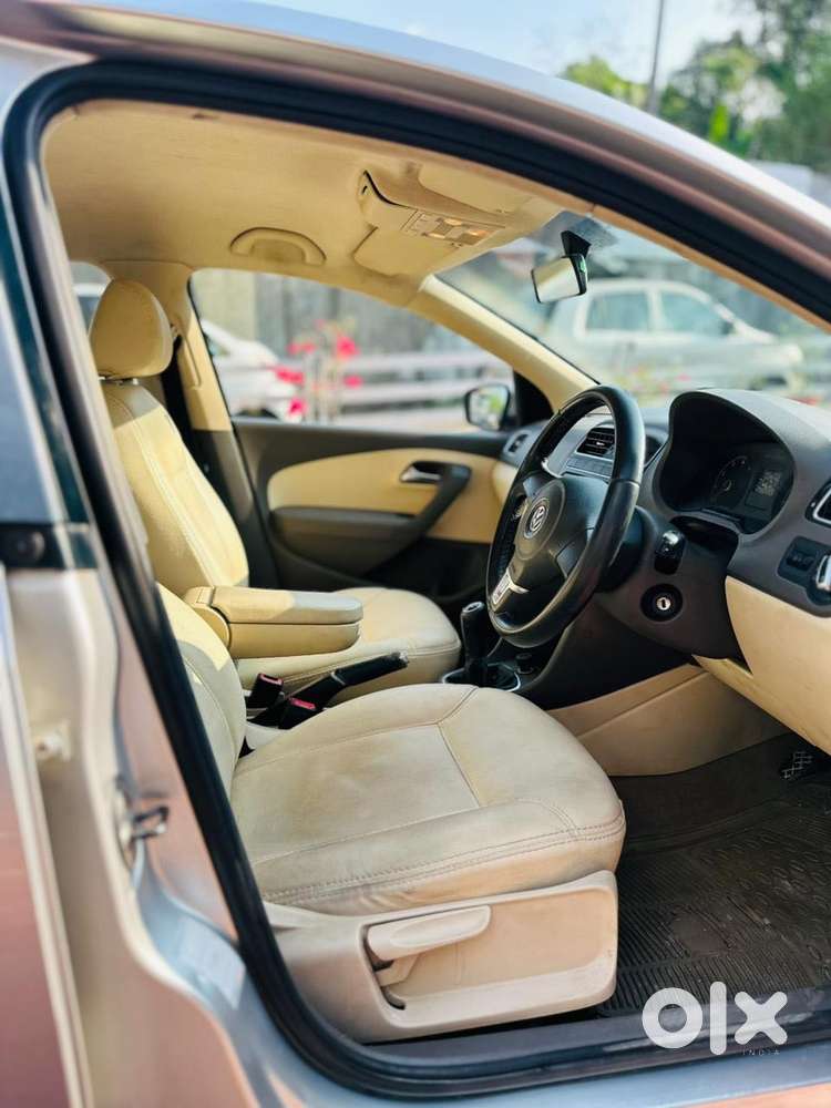 Volkswagen Vento 2010-2013 Petrol Highline, 2010, Petrol