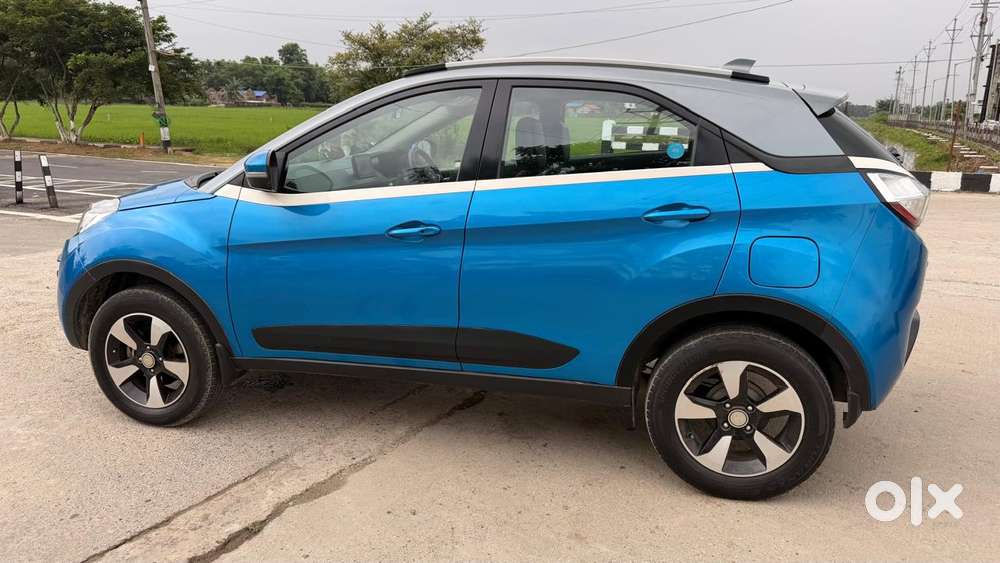 Tata Nexon 1.2 Revotron Xt Plus, 2018, Petrol
