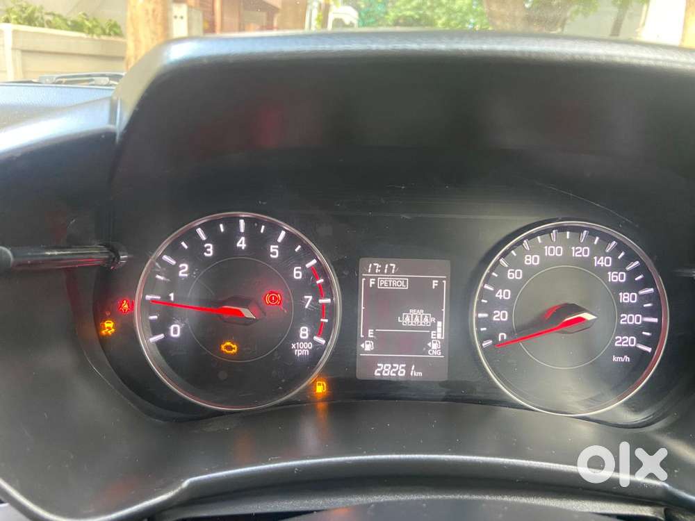 Maruti Suzuki Swift Dzire Vxi Optional, 2025, Cng & Hybrids
