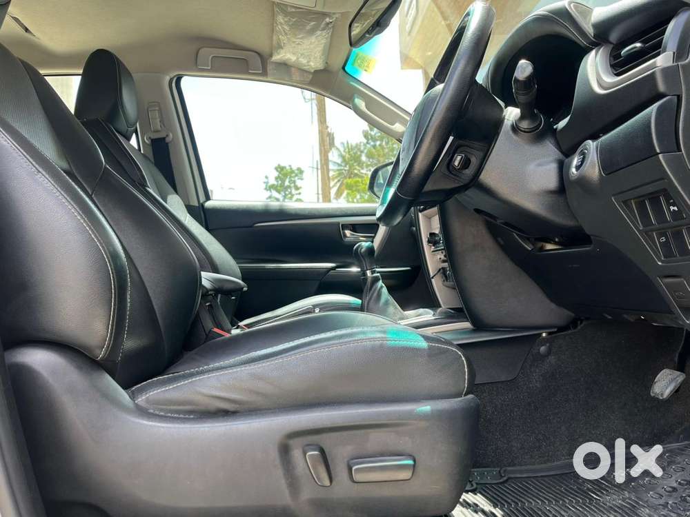 Toyota Fortuner 4x2 Mt 2.8 Diesel, 2021, Diesel