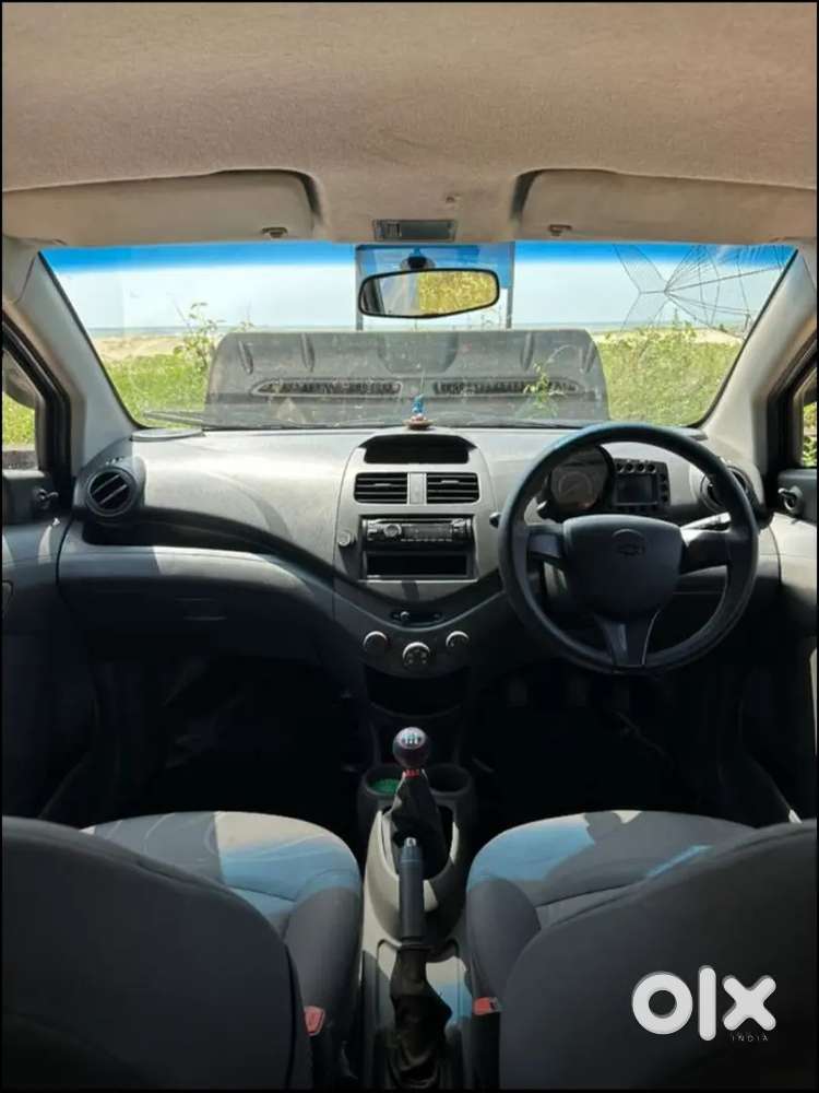 Chevrolet Beat Petrol 2010