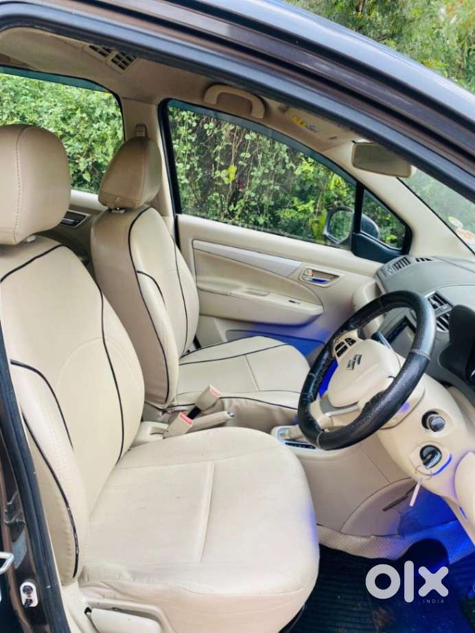 Maruti Suzuki Ertiga Vxi At, 2017, Petrol