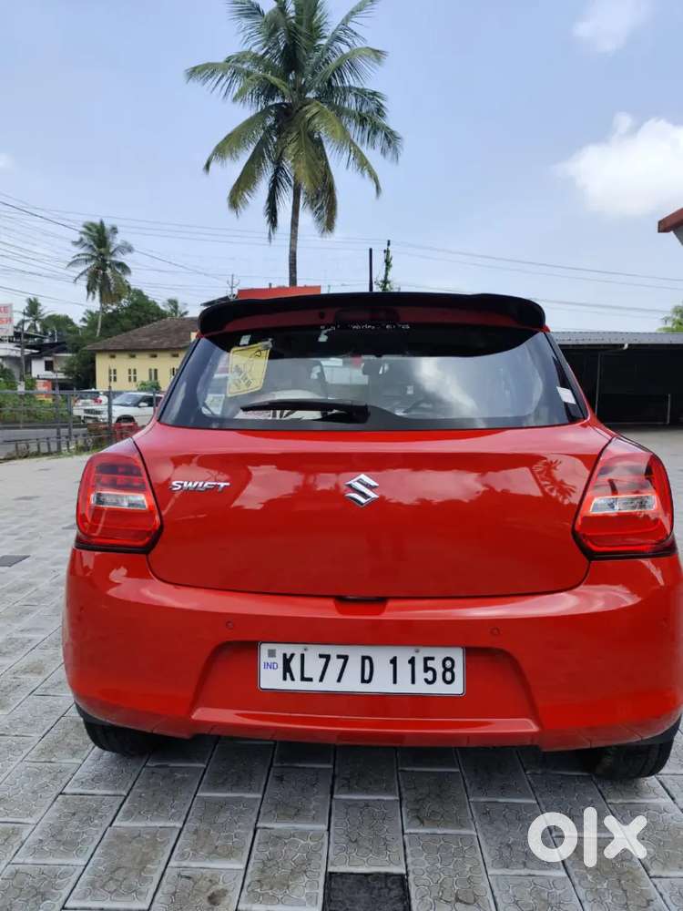 Maruti Swift 1.3 Zxi 2023