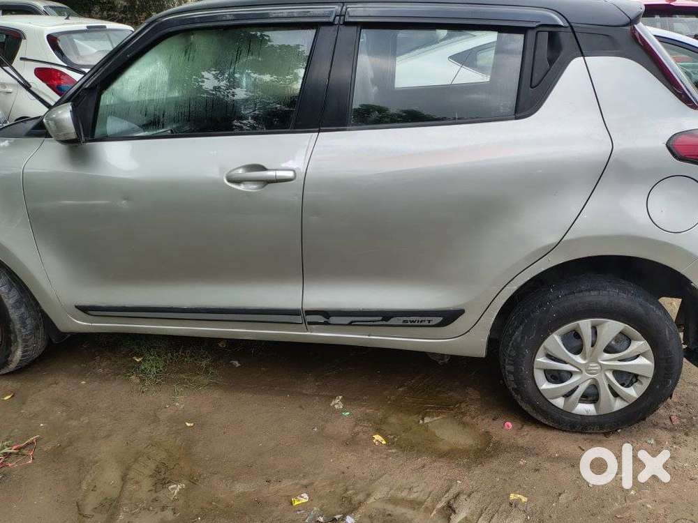 Maruti Suzuki Swift Vvt Vxi, 2021, Petrol