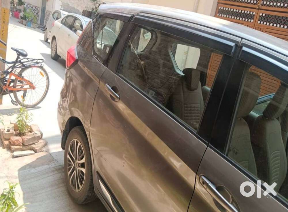 Maruti Suzuki Ertiga 2022-2023 Vxi Cng, 2022, Cng & Hybrids