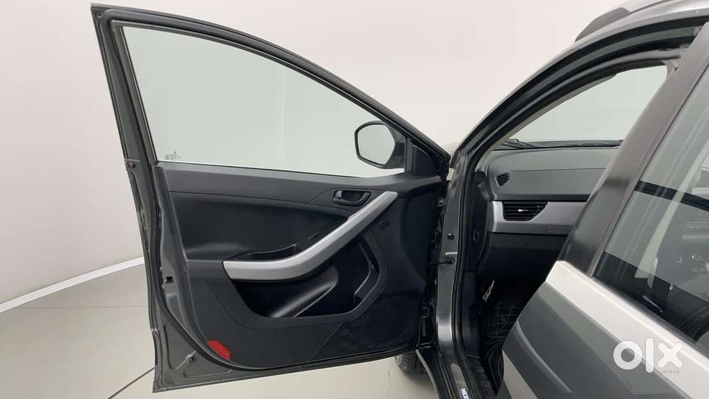 Tata Nexon 1.2 Revotron Xm (s), 2022, Cng & Hybrids