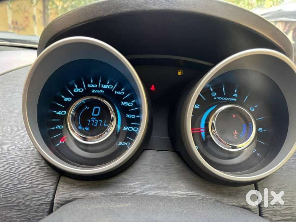 Mahindra Xuv500 2.2 W10, 2016, Diesel