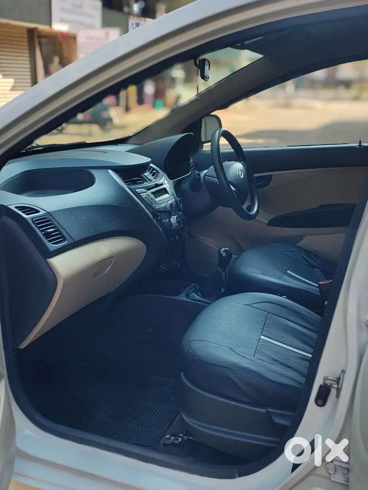 Hyundai Eon 2011 Petrol Well Maintained