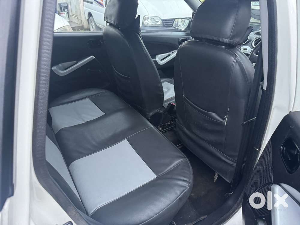 Ford Figo 1.2p Trend Mt, 2012, Petrol