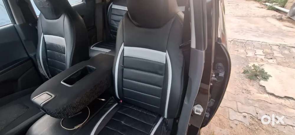 Mahindra Kuv 100 2018 Petrol 45000 Km Driven