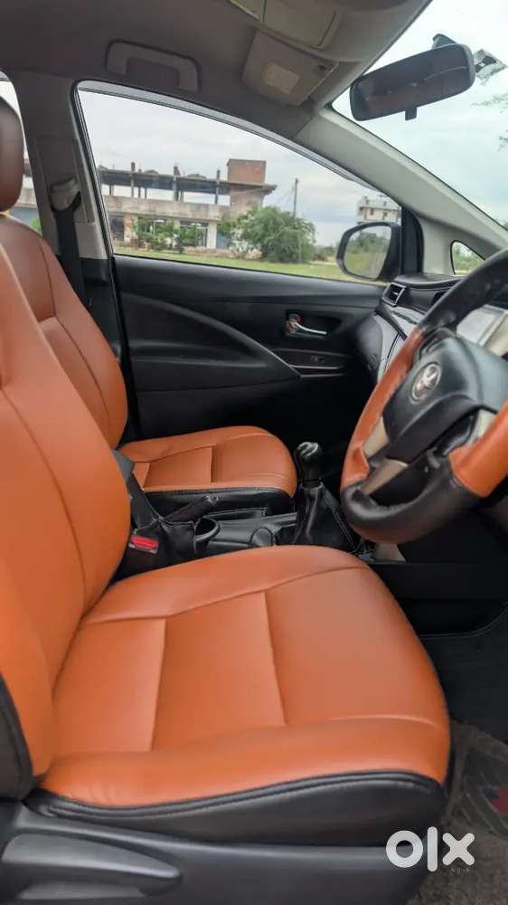 Toyota Innova Crysta 2017 Diesel 136000 Km Driven