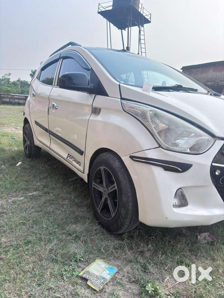 Hyundai Eon 2012 Lpg Well Maintained