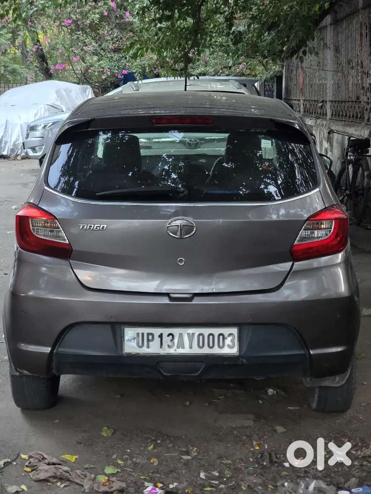 Tata Tiago Top Variant Amt Vip Number.