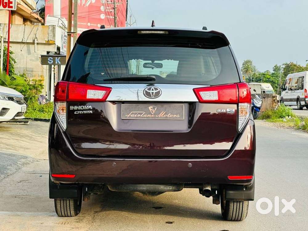 Toyota Innova Crysta 2.8z Automatic, 2017, Diesel