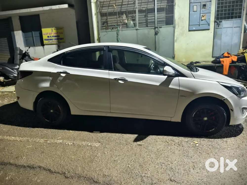Hyundai Verna 2016 Petrol 64000 Km Driven