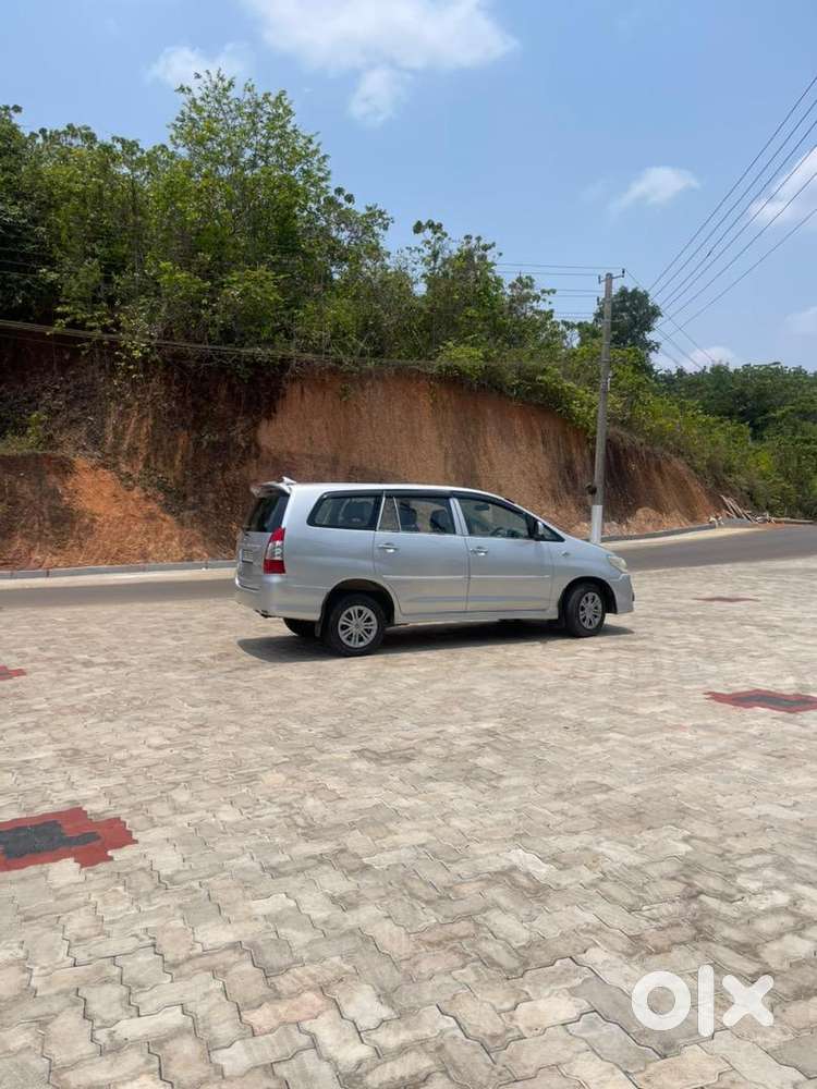 Toyota Innova 2013 Diesel Well Maintained