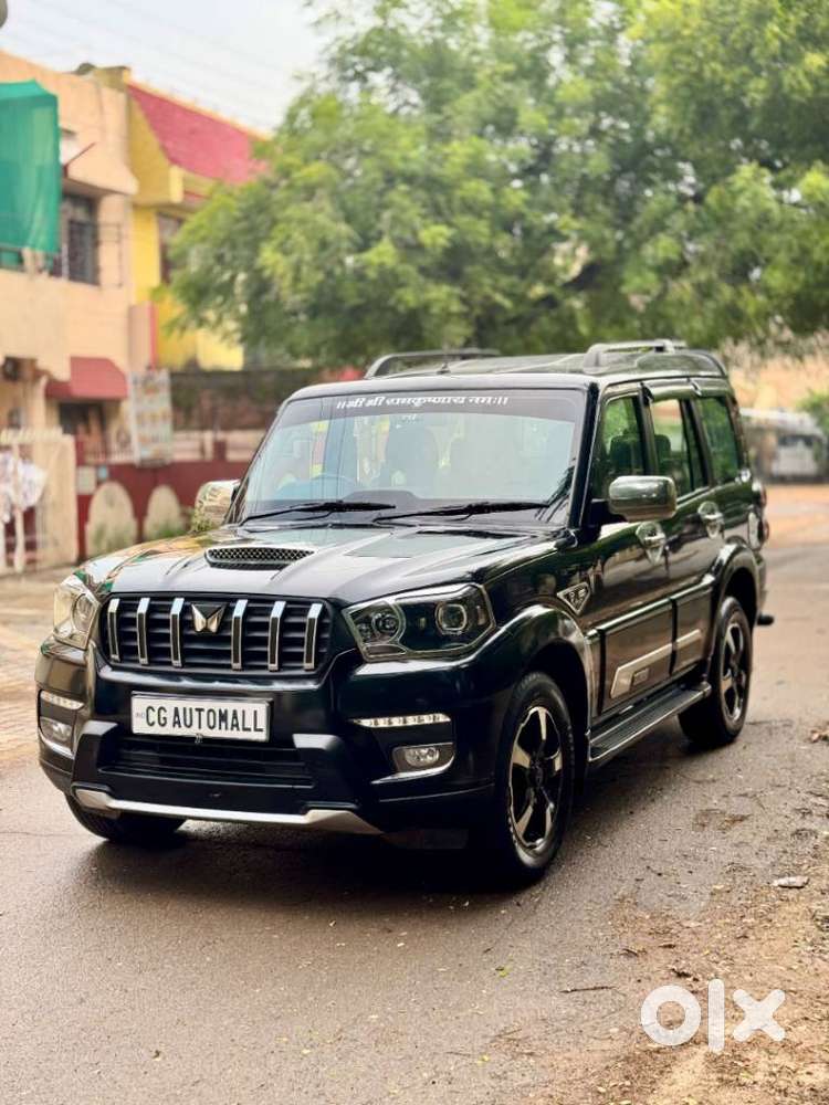 Mahindra Scorpio Classic 2.2 S 11 Mt 7 Str, 2023, Diesel