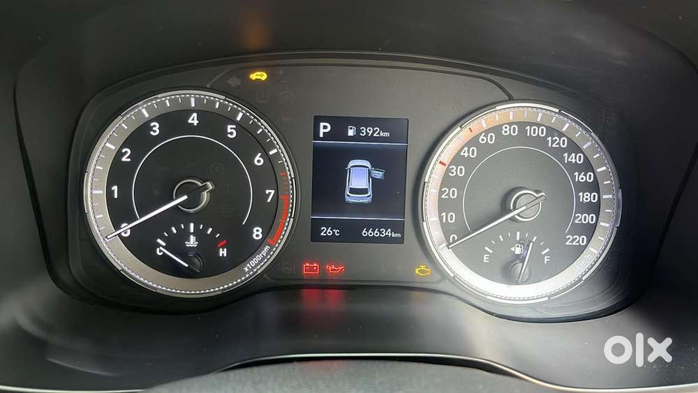 Hyundai Venue 2020 Petrol Well Maintained