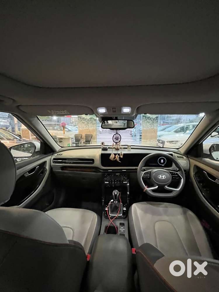 Hyundai Creta Facelift 1.5 Petrol Mt, 2025, Petrol