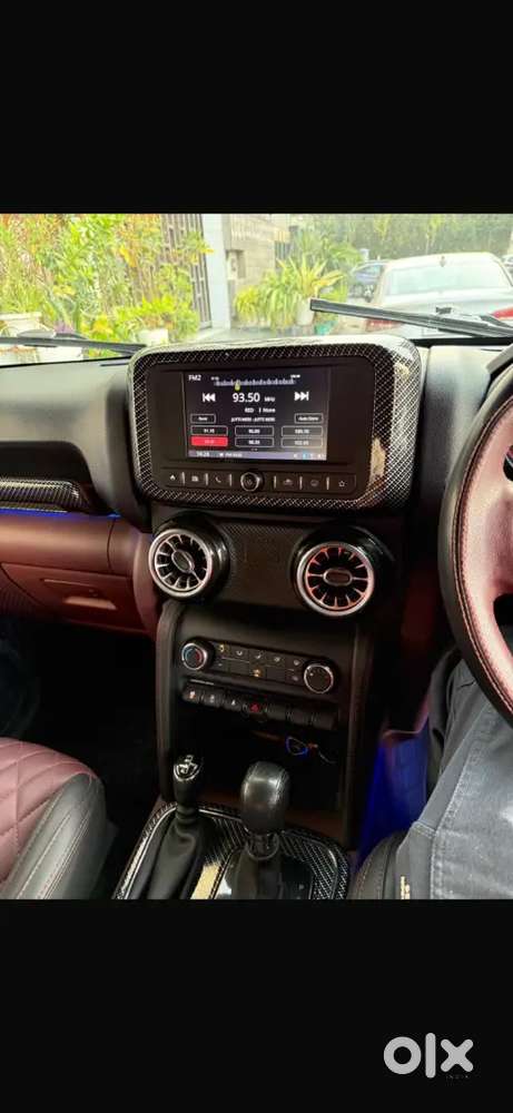 Company Accessories Worth 2.5 Lakhs