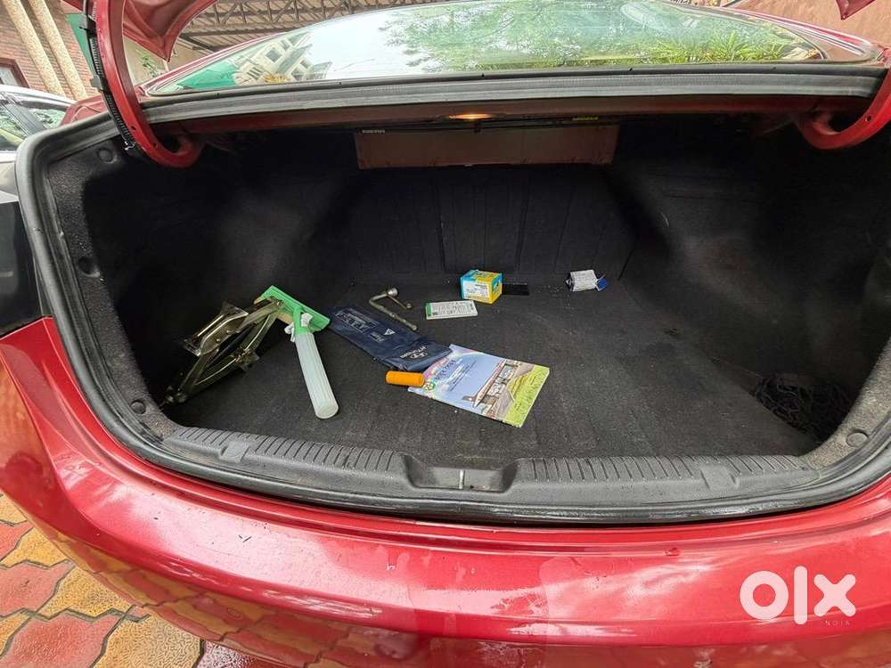 Hyundai Elantra 2014 Diesel 11000 Km Driven